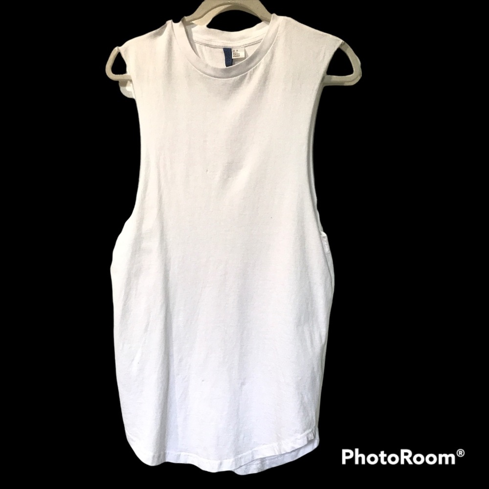 H&M Men's XS Divided White Cutoff Long Scoop Neck Tank Top, Summer Beach -- GOOD